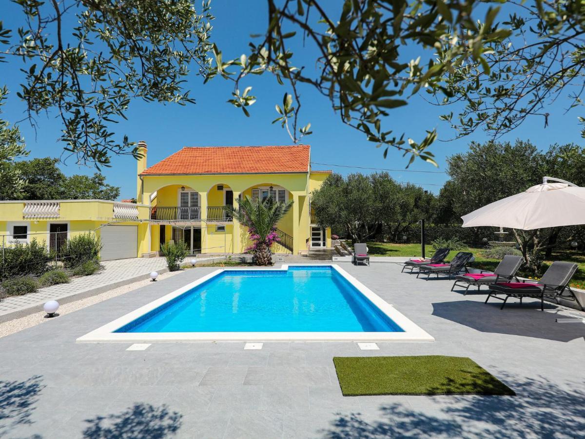 Lovely Holiday Home In Policnik With Private Pool Exterior photo