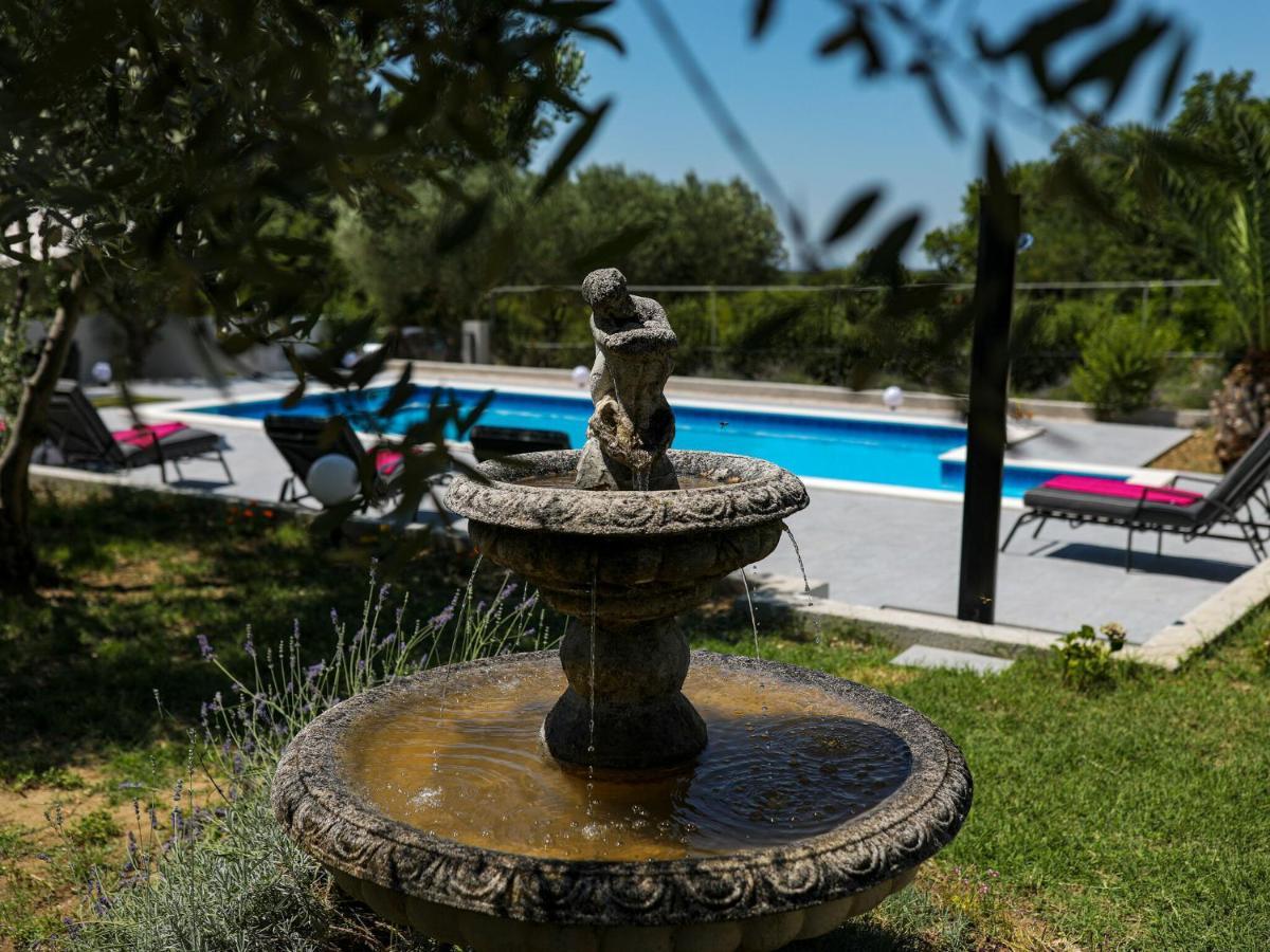 Lovely Holiday Home In Policnik With Private Pool Exterior photo